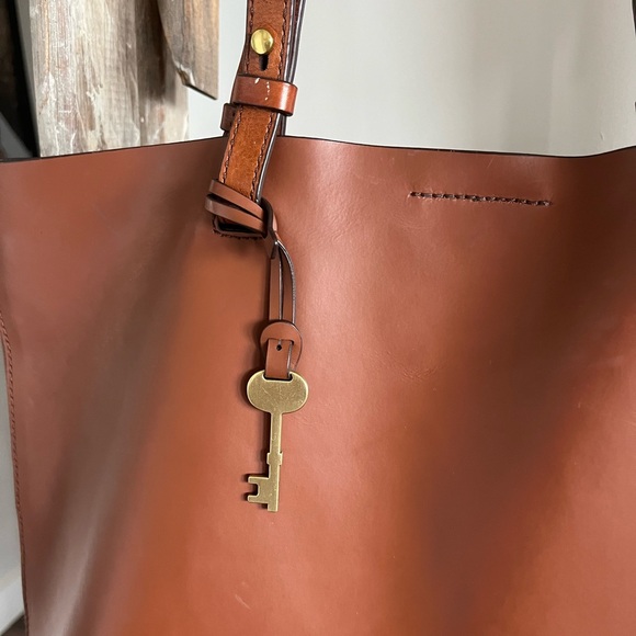 Fossil | Brown Shoulder Bag - Picture 2 of 8